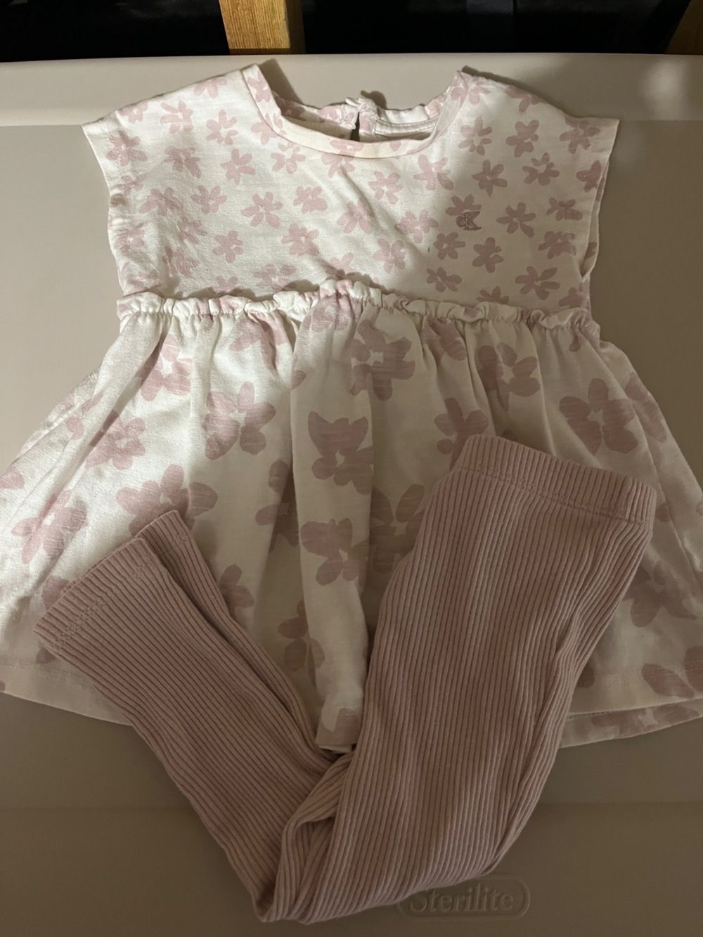 Calvin Klein Cream and Pink Floral A-Line Skirt